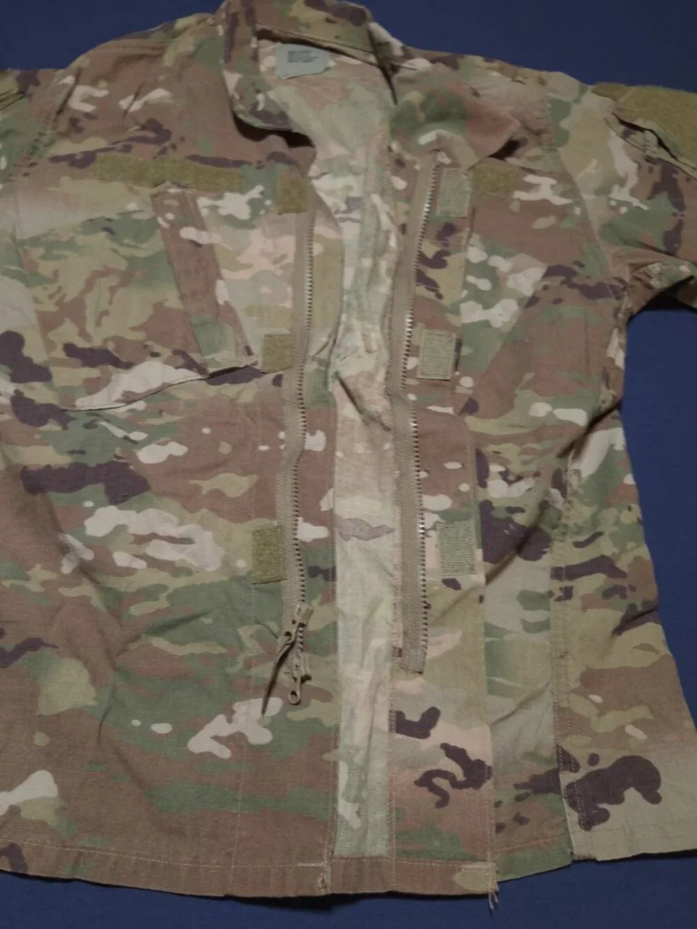 USGI Dept of the Army Combat Uniform Coat Unisex 8415-01-598-9987 Medium Regular